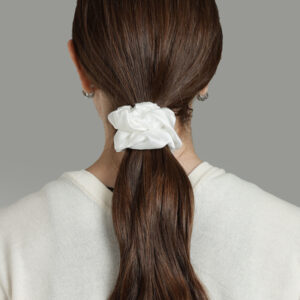 Oversized scrunchie